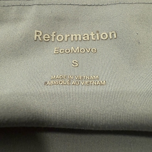 Reformation EcoMove High Waist 7/8 Leggings - Powder Blue - Picture 4 of 5